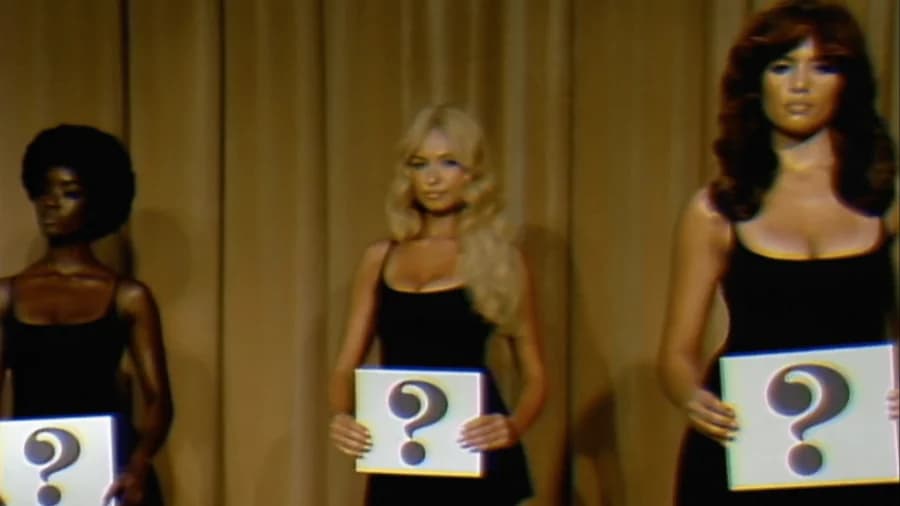 From Skims to Margiela, Full Bush Fashion is Back